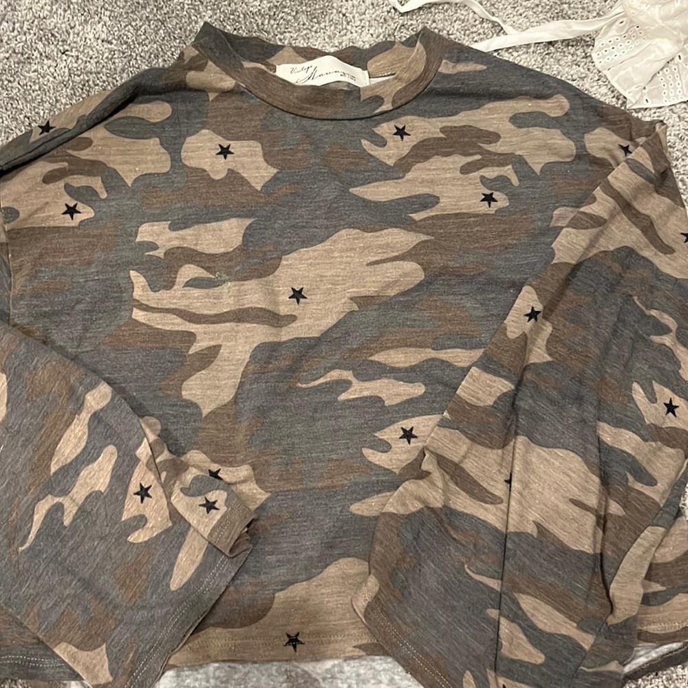 Vintage havannah bell sleeve camo shirt